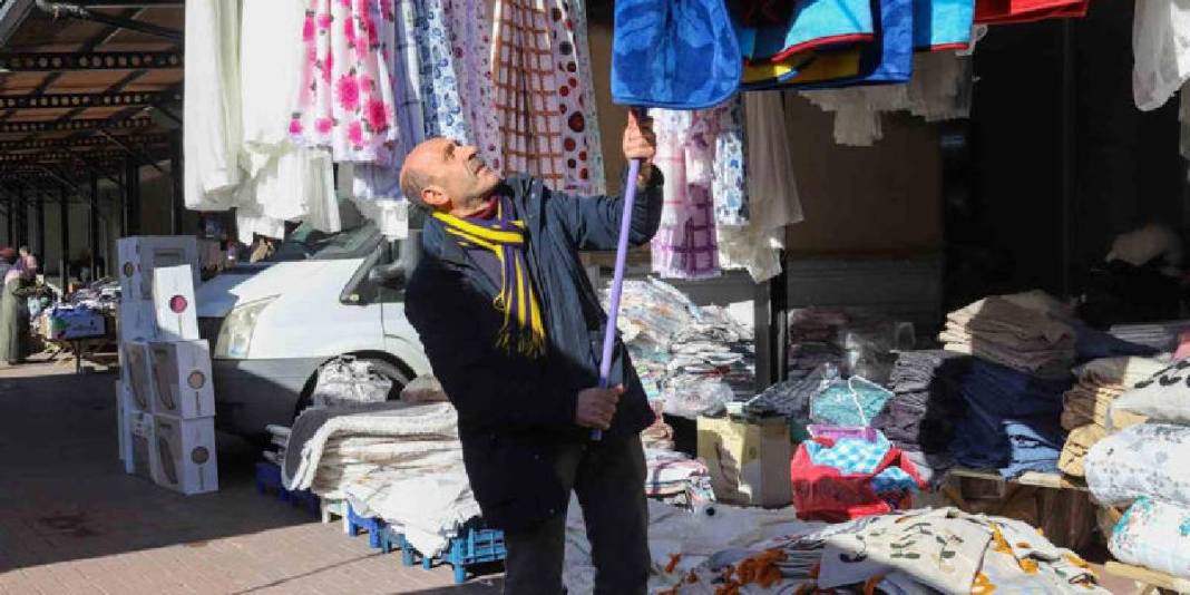 52 yıllık tecrübesiyle konuştu! Tezgahları da pazarı da ondan iyi bileni yok: ‘Yemin edenden mal almayın’ 2